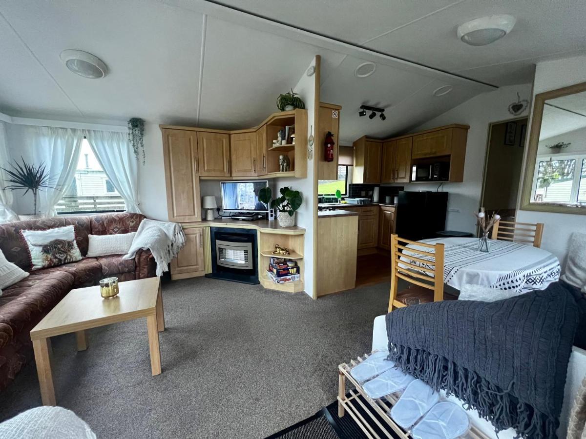 Jungle House No.26 At Three Lochs Holiday Park Newton Stewart Extérieur photo