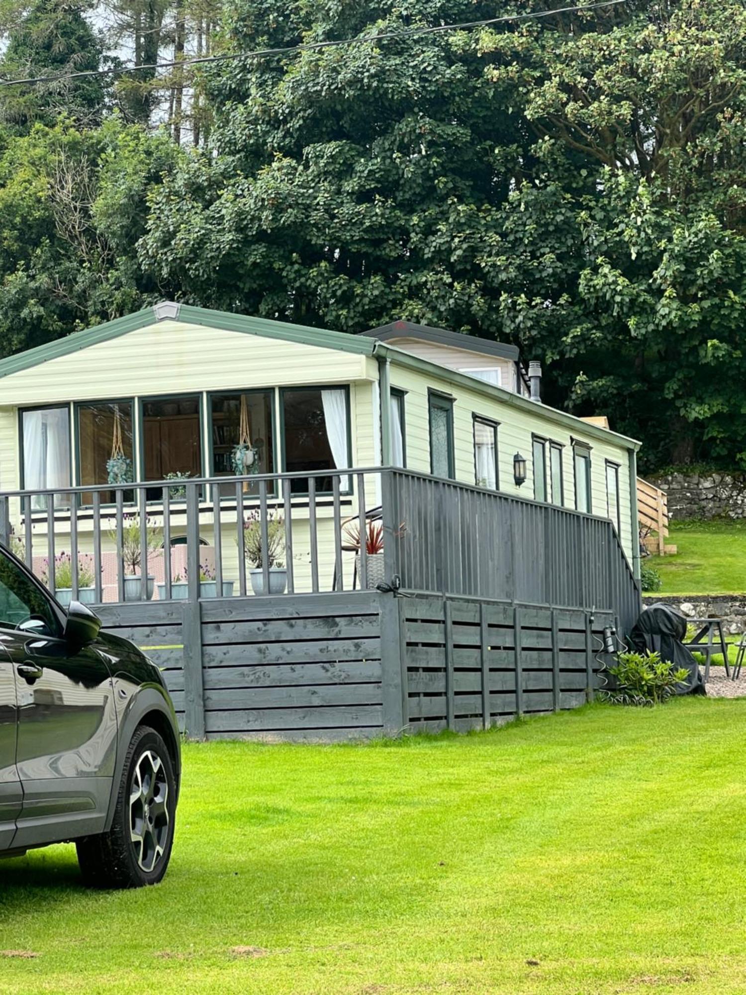 Jungle House No.26 At Three Lochs Holiday Park Newton Stewart Extérieur photo